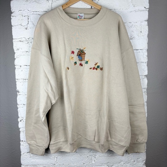Vintage Tops - Vintage 90’s Birdhouse Sweatshirt